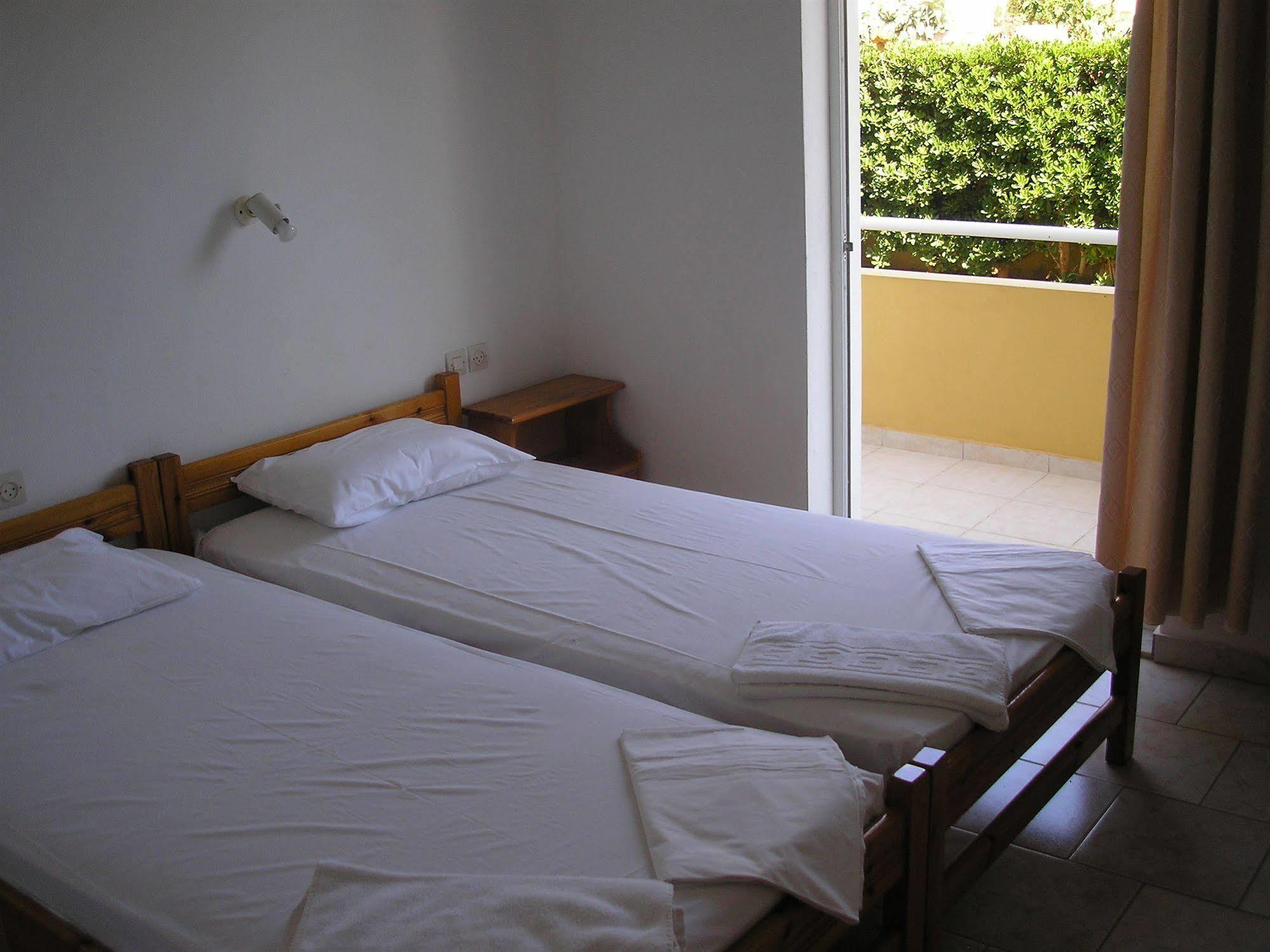 Dimitra Apartments 구베스 외부 사진