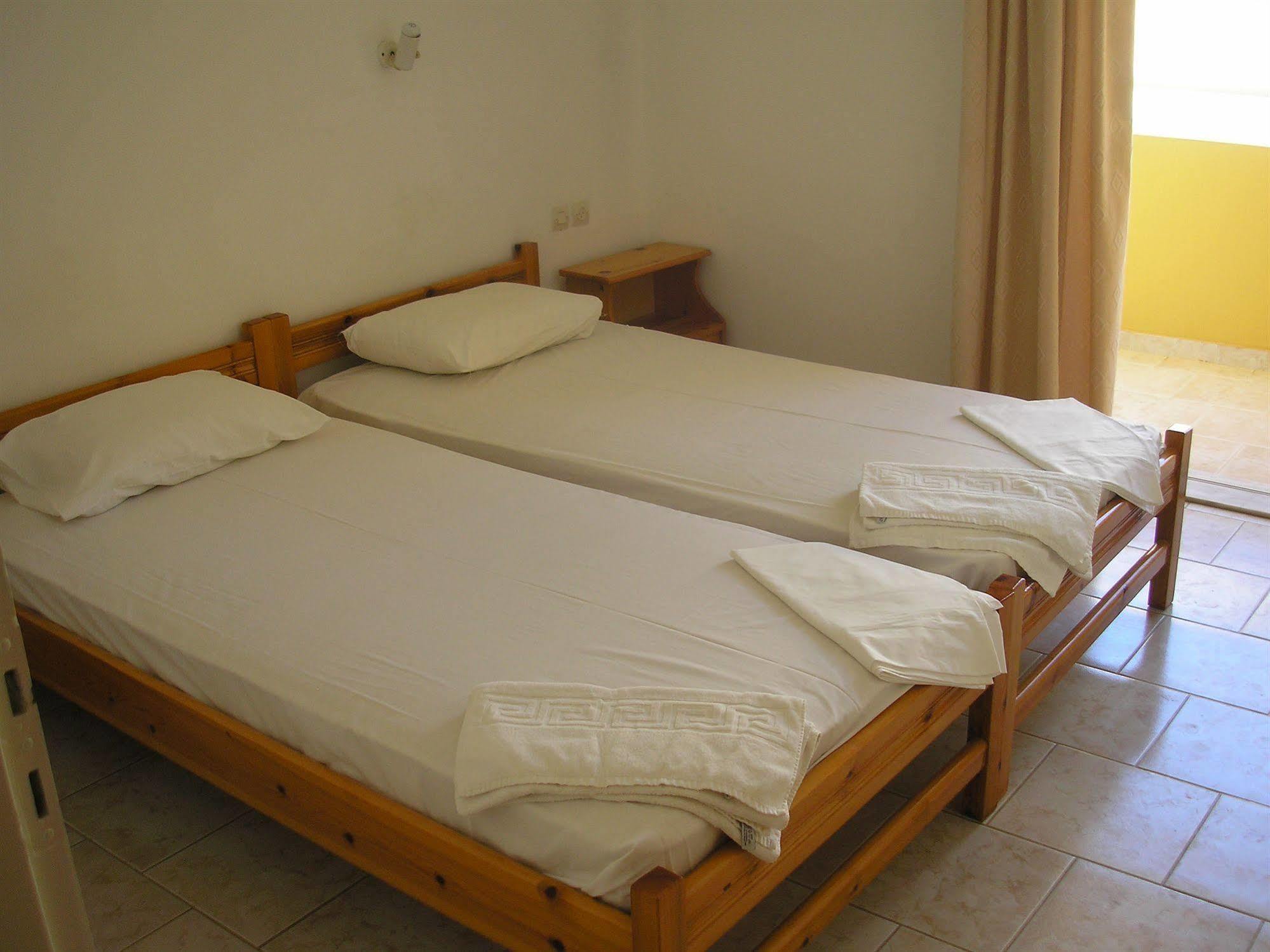 Dimitra Apartments 구베스 외부 사진